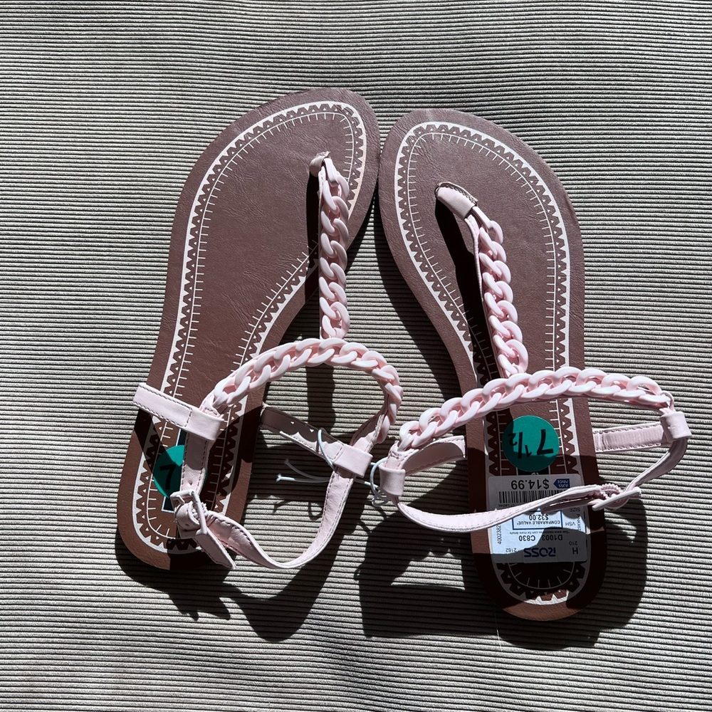 NWT ross pink sandels